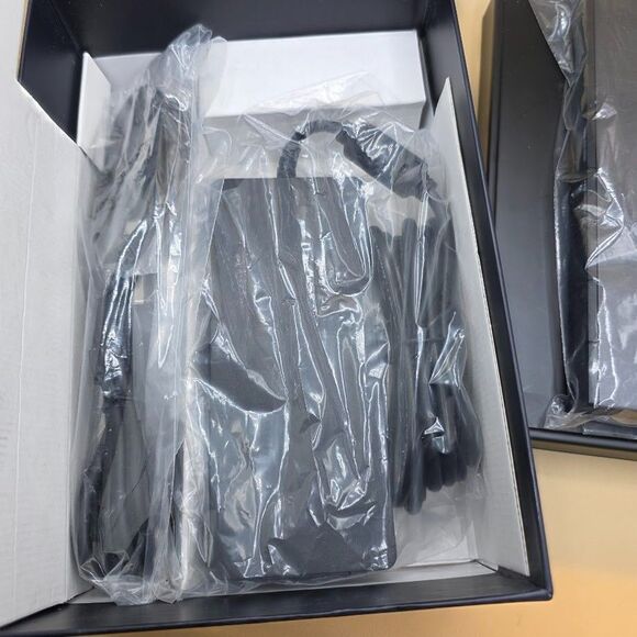 Anker 778 Thunderbolt 4 - Series 7, 12-in-1 Docking Station 40 Gbps with Max 100 - Picture 3 of 6